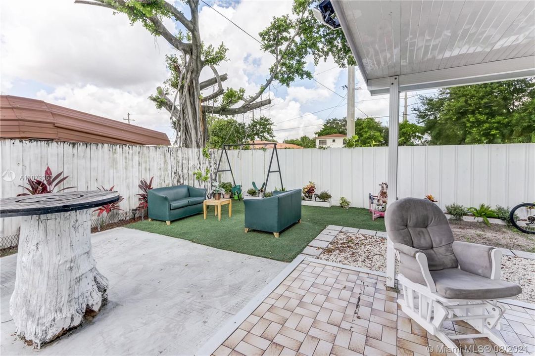 Vendido Recientemente: $659,000 (0 camas, 0 baños, 3118 Pies cuadrados)