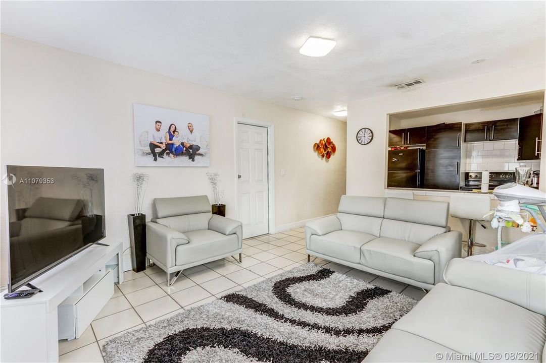 Vendido Recientemente: $659,000 (0 camas, 0 baños, 3118 Pies cuadrados)