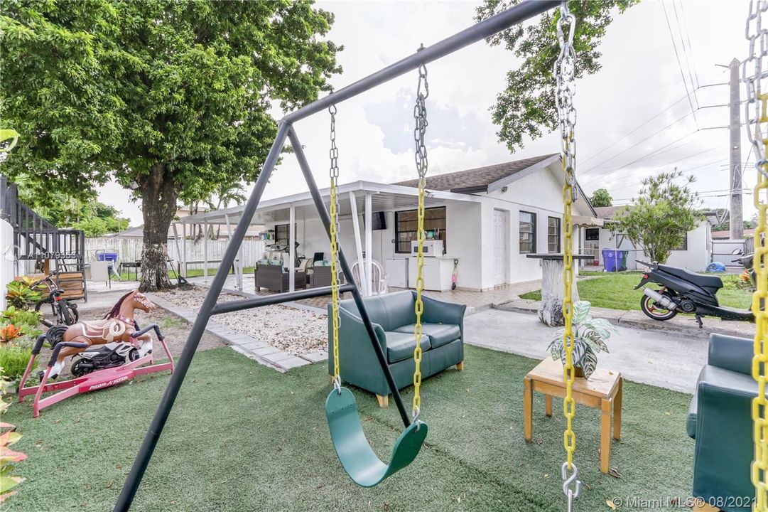 Vendido Recientemente: $659,000 (0 camas, 0 baños, 3118 Pies cuadrados)