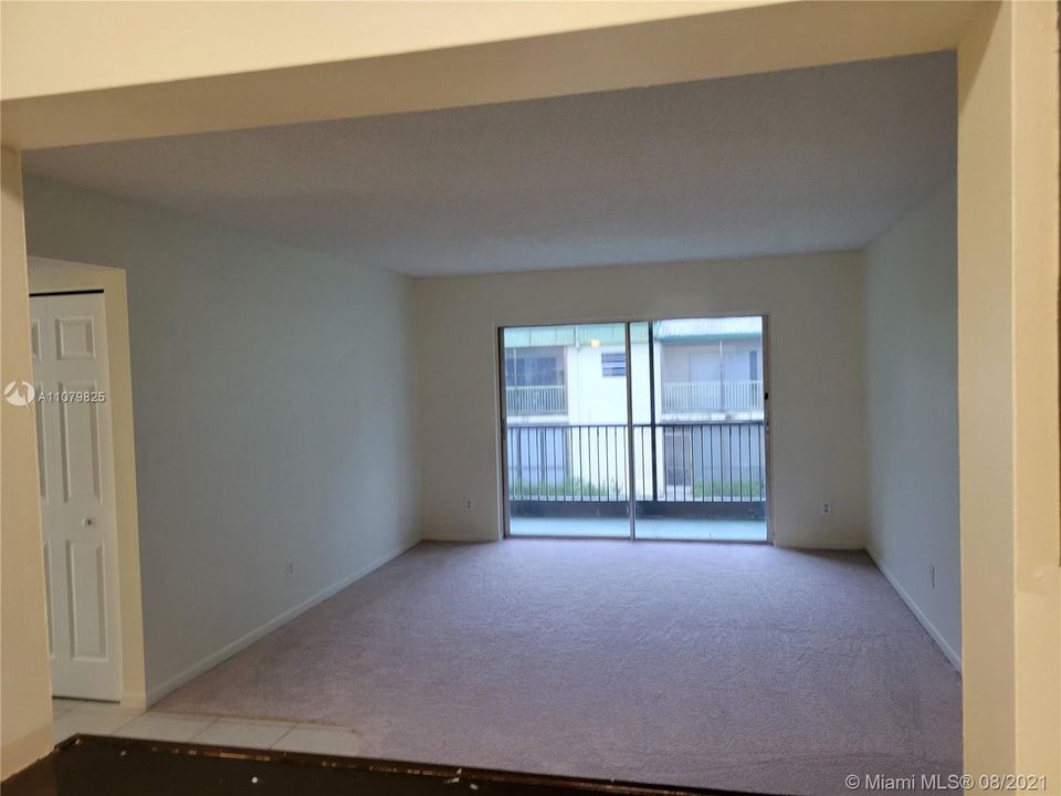 Vendido Recientemente: $119,900 (2 camas, 1 baños, 850 Pies cuadrados)