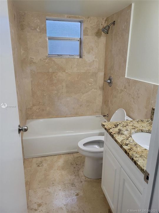 Vendido Recientemente: $119,900 (2 camas, 1 baños, 850 Pies cuadrados)