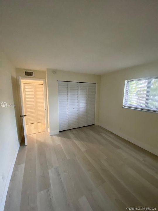 Recently Rented: $2,000 (2 beds, 1 baths, 900 Square Feet)