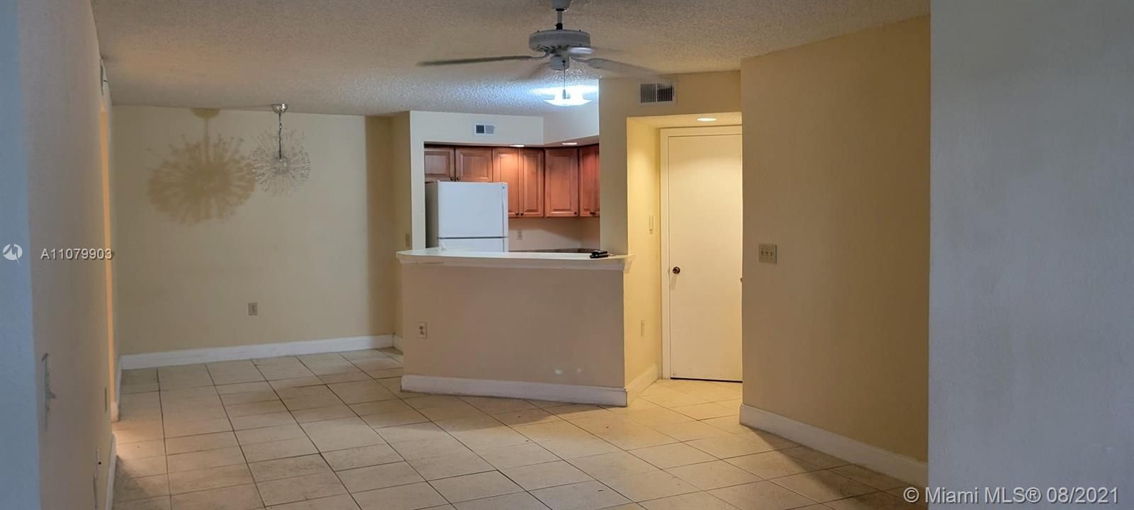 Recently Rented: $1,345 (1 beds, 1 baths, 0 Square Feet)