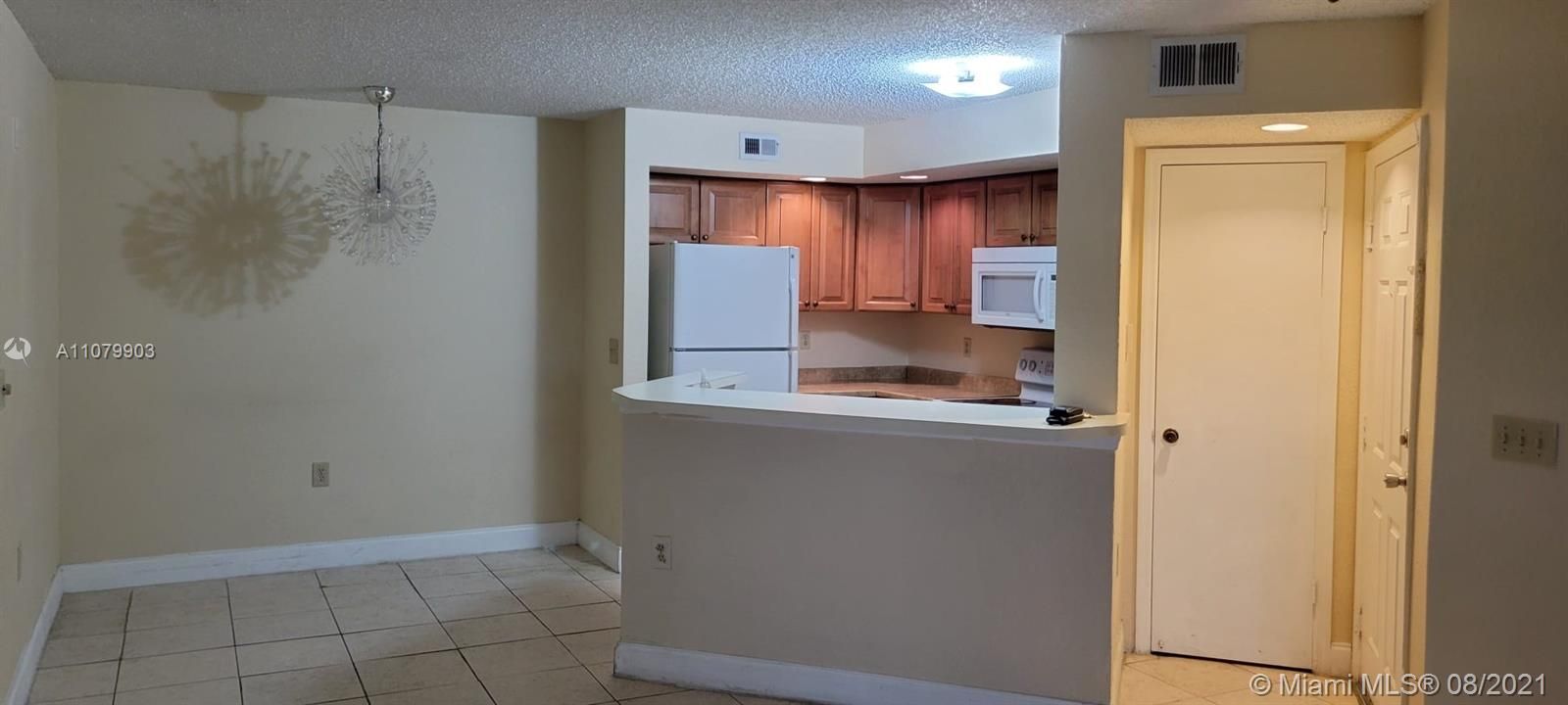 Recently Rented: $1,345 (1 beds, 1 baths, 0 Square Feet)