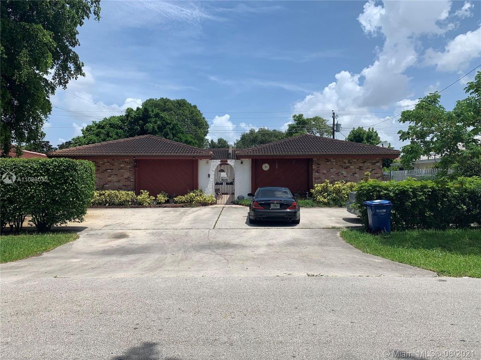 Recently Sold: $225,000 (3 beds, 1 baths, 1203 Square Feet)