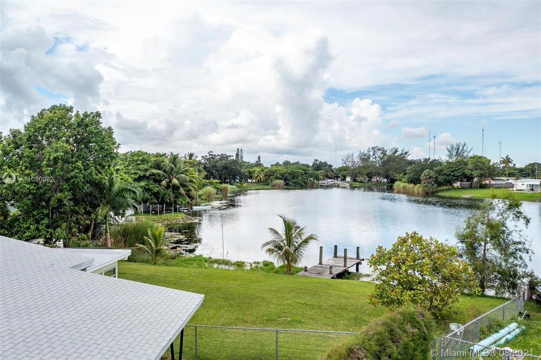 Recently Sold: $344,999 (3 beds, 1 baths, 1194 Square Feet)