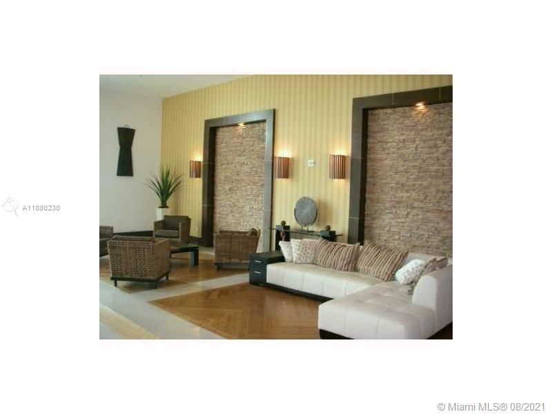 Recently Rented: $16,800 (0 beds, 1 baths, 400 Square Feet)