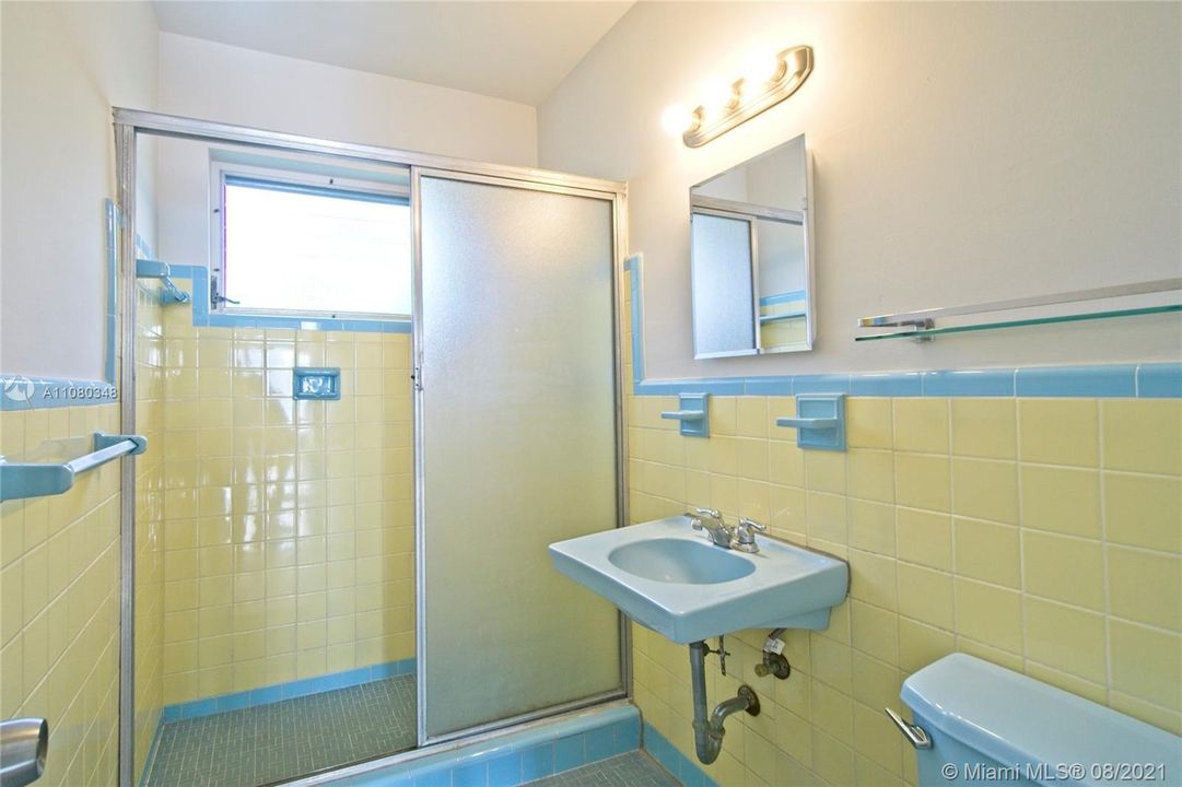 最近租的: $3,500 (3 贝兹, 2 浴室, 1744 平方英尺)