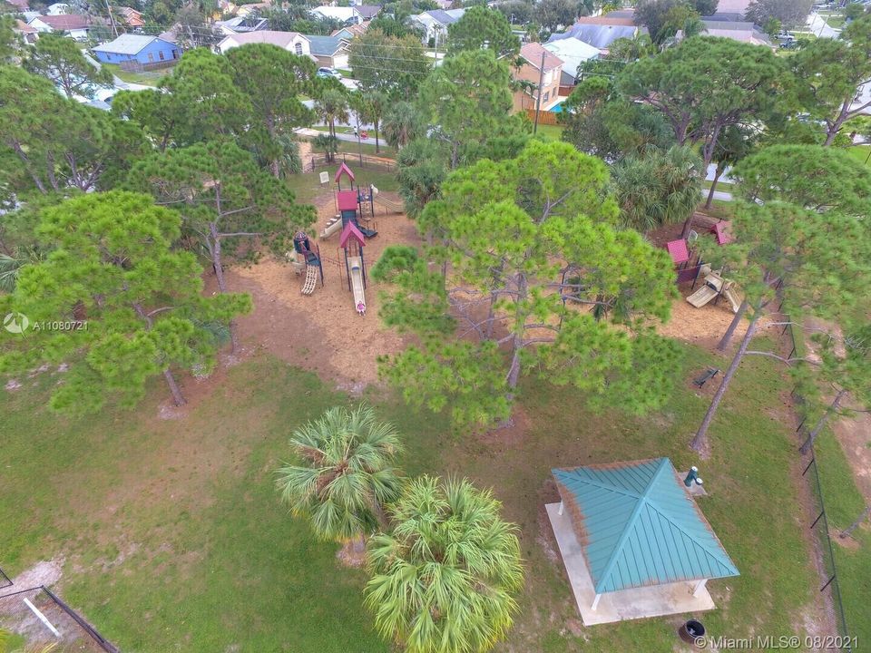 Heights Community Park