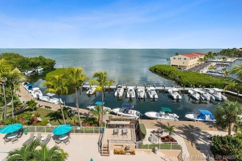 Recently Sold: $899,000 (2 beds, 2 baths, 1178 Square Feet)