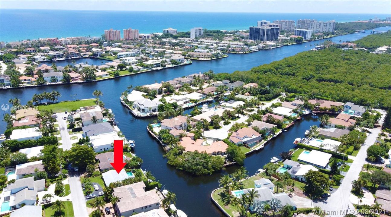 Recently Sold: $1,790,000 (3 beds, 2 baths, 1702 Square Feet)