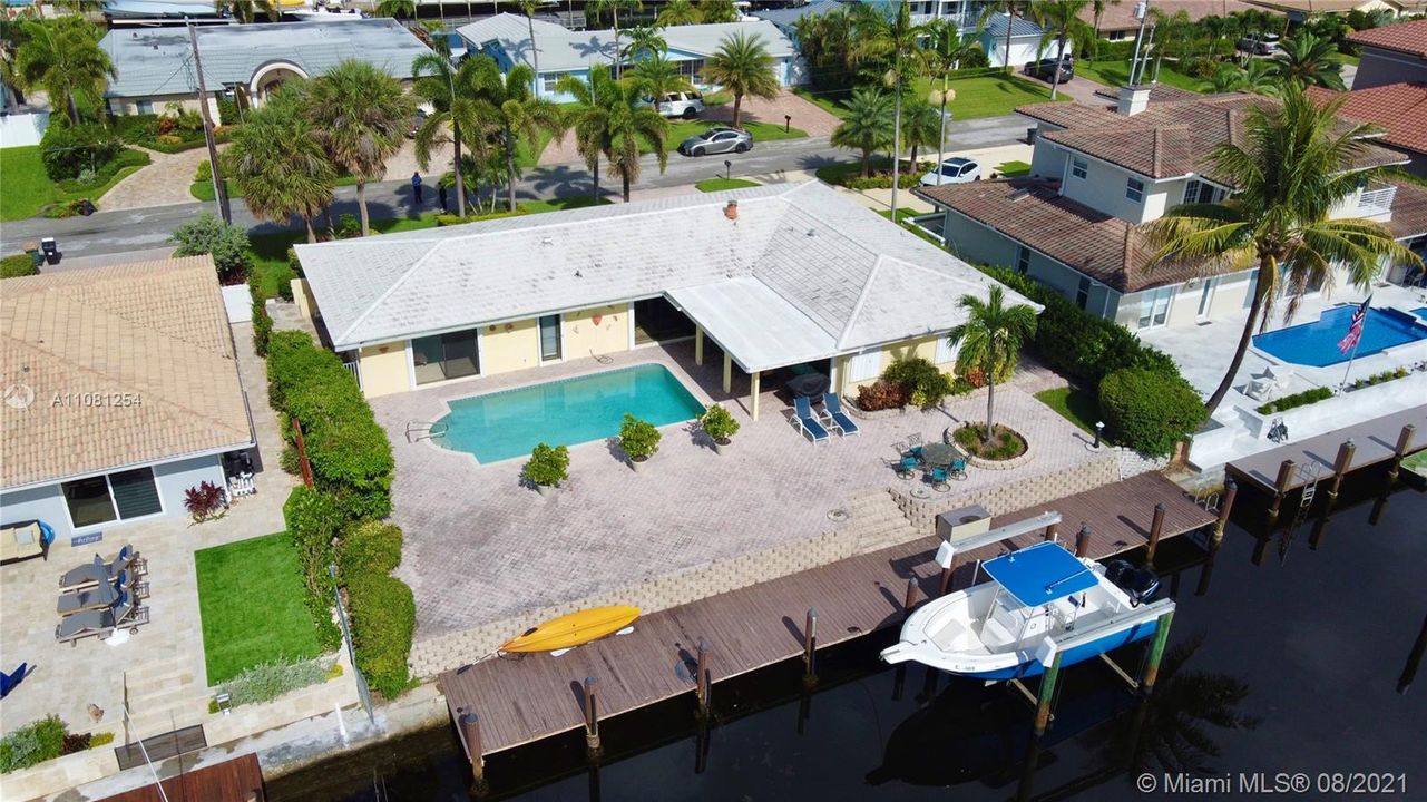 Recently Sold: $1,499,900 (3 beds, 2 baths, 1844 Square Feet)