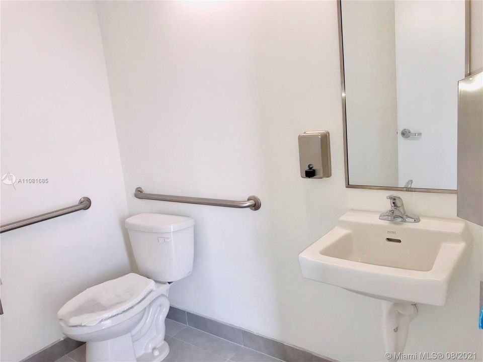 Recently Rented: $2,450 (0 beds, 0 baths, 0 Square Feet)