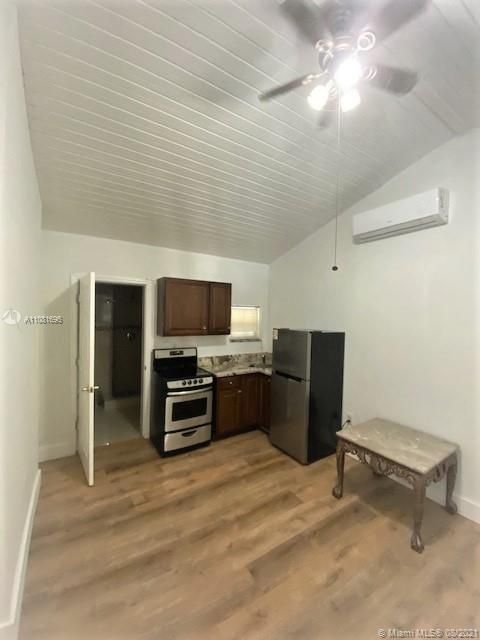 Recently Rented: $1,000 (0 beds, 1 baths, 0 Square Feet)