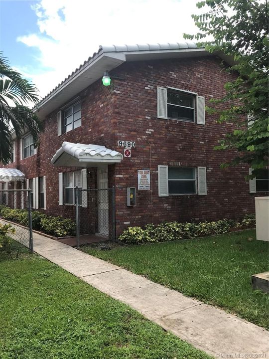 Recently Sold: $1,100,000 (0 beds, 0 baths, 4423 Square Feet)
