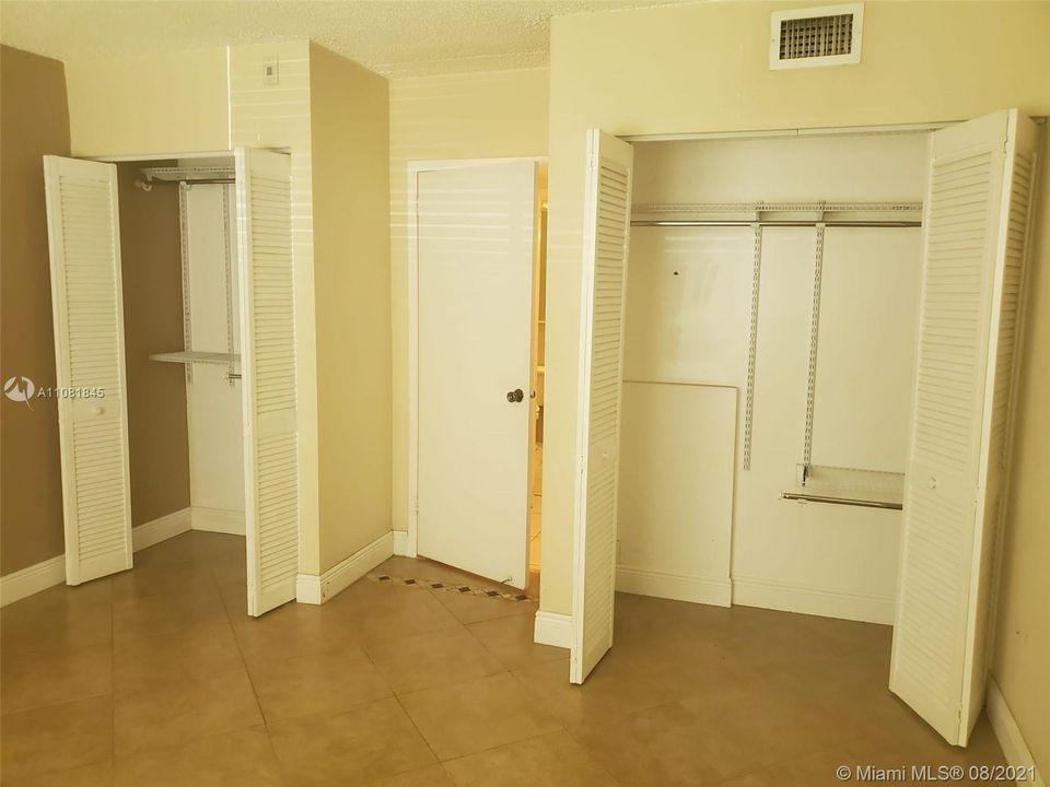Recently Rented: $1,280 (1 beds, 1 baths, 650 Square Feet)