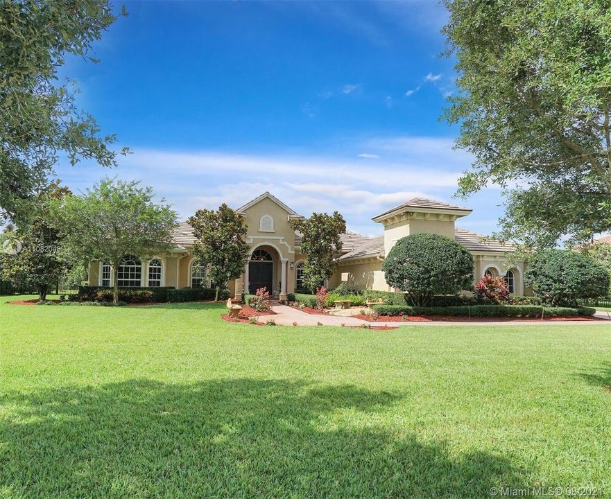 Recently Sold: $1,699,000 (5 beds, 4 baths, 0 Square Feet)