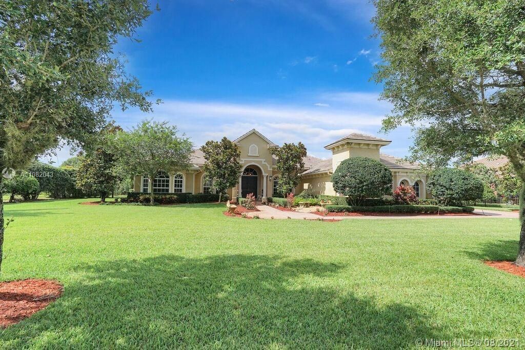 Recently Sold: $1,699,000 (5 beds, 4 baths, 0 Square Feet)