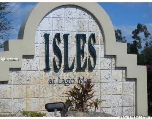 Recientemente alquilado: $1,600 (2 camas, 2 baños, 1065 Pies cuadrados)