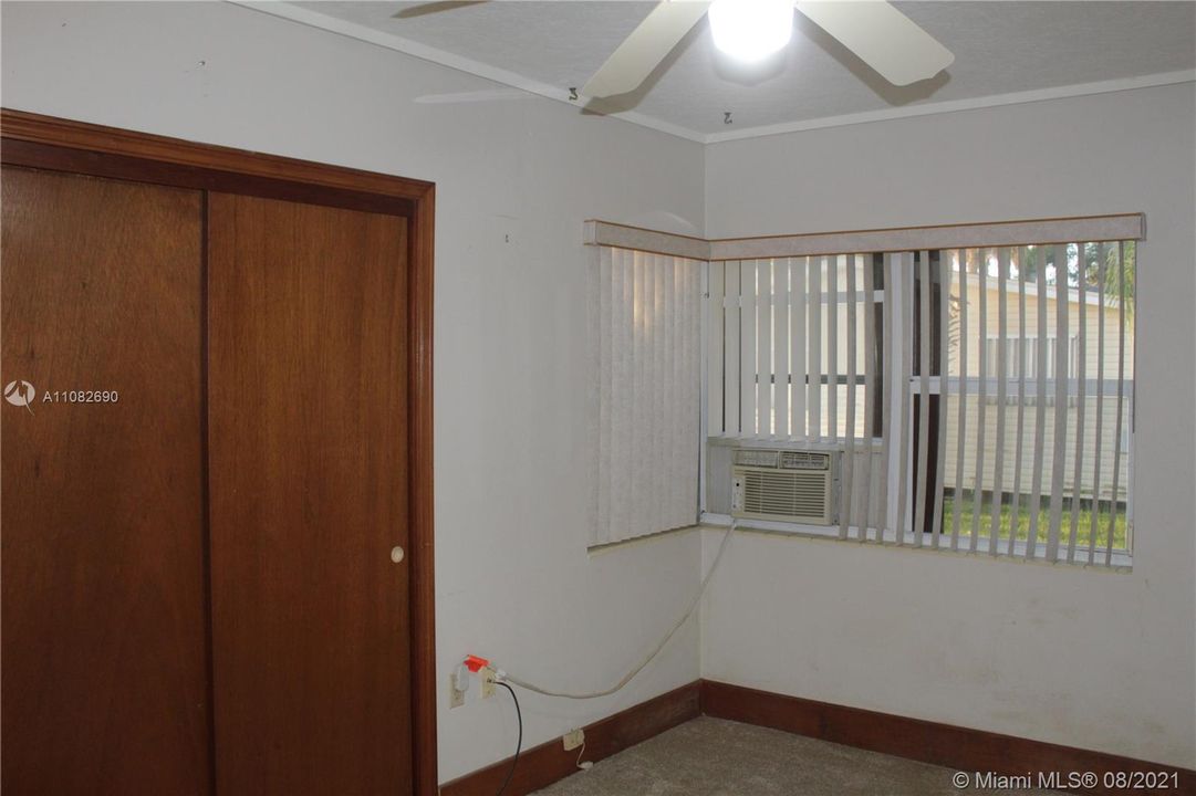 Vendido Recientemente: $615,000 (2 camas, 2 baños, 1340 Pies cuadrados)