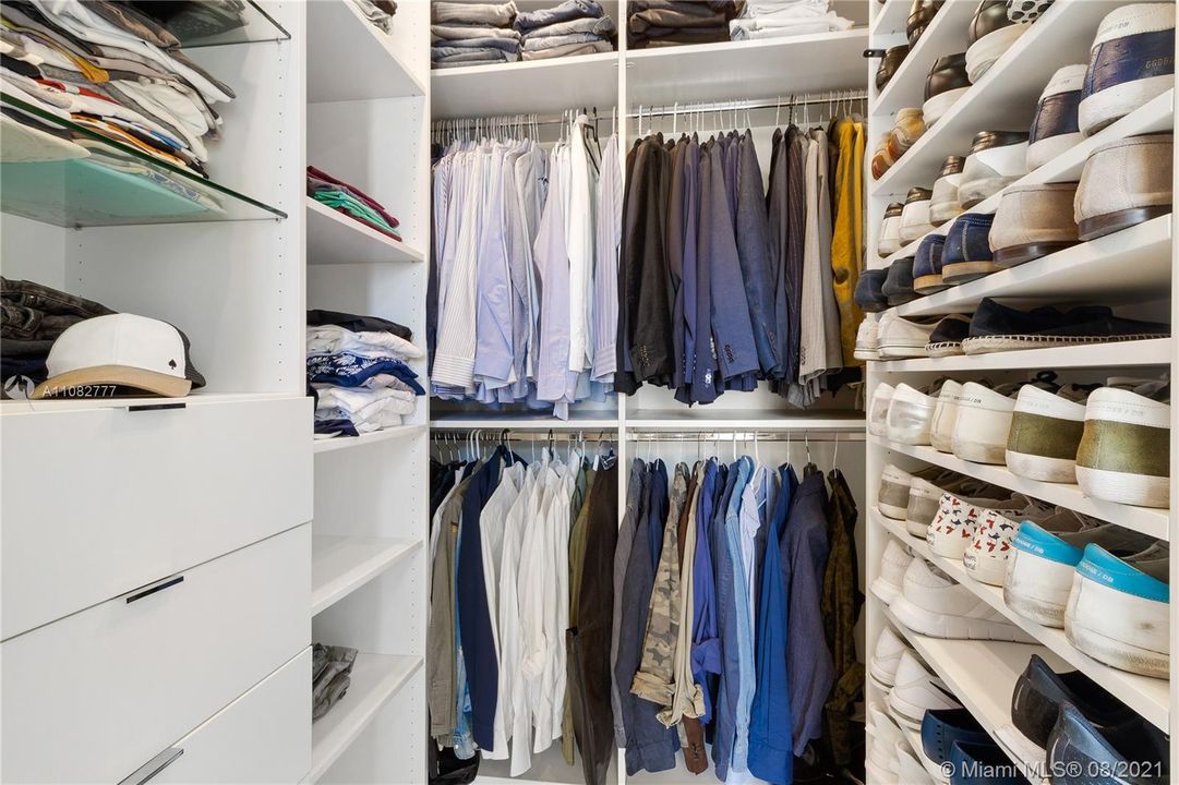 Walk-in double height closets