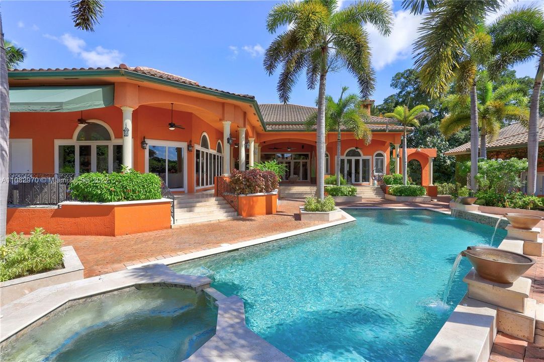 Recently Sold: $5,000,000 (7 beds, 7 baths, 8138 Square Feet)