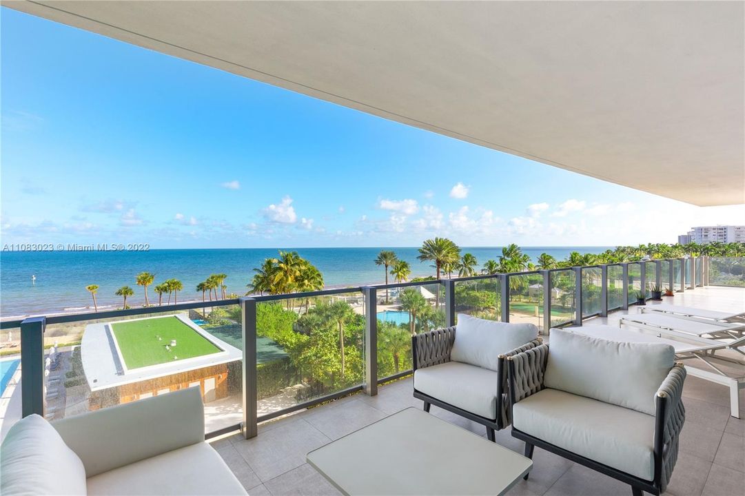 Recently Sold: $8,900,000 (4 beds, 6 baths, 3791 Square Feet)