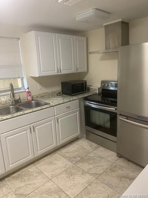 Recently Rented: $1,595 (2 beds, 2 baths, 849 Square Feet)