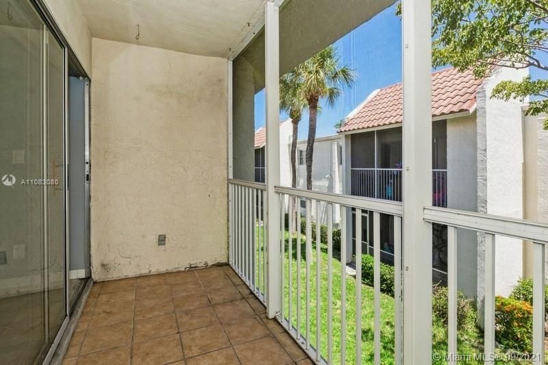 Vendido Recientemente: $127,000 (1 camas, 1 baños, 800 Pies cuadrados)