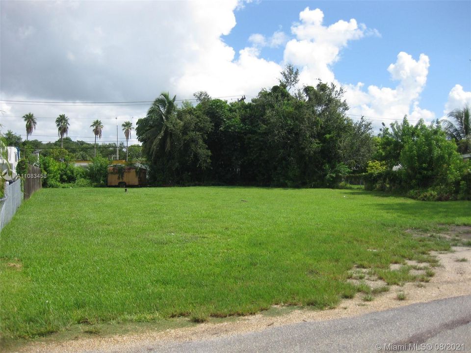 Recently Sold: $129,900 (0.24 acres)