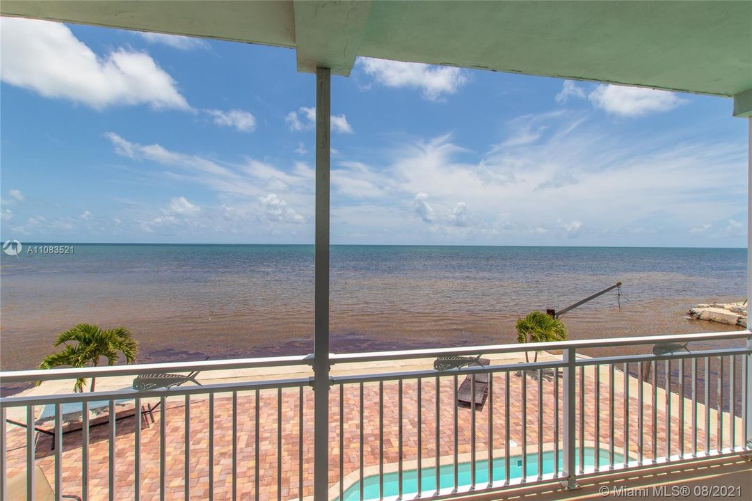 最近售出: $1,798,000 (3 贝兹, 3 浴室, 1756 平方英尺)