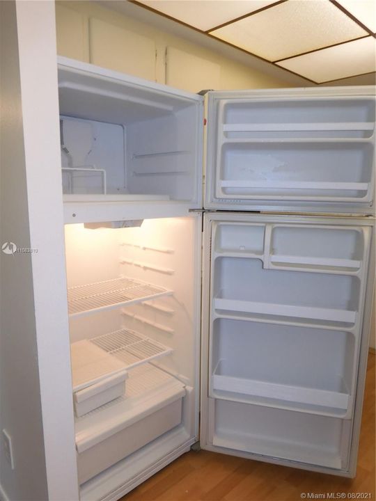Very Clean Refrigerator!
