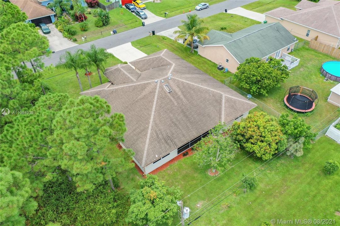 Vendido Recientemente: $425,000 (4 camas, 3 baños, 2769 Pies cuadrados)