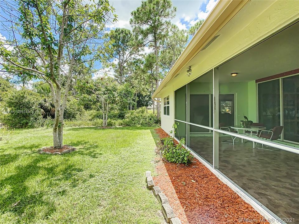 Vendido Recientemente: $425,000 (4 camas, 3 baños, 2769 Pies cuadrados)