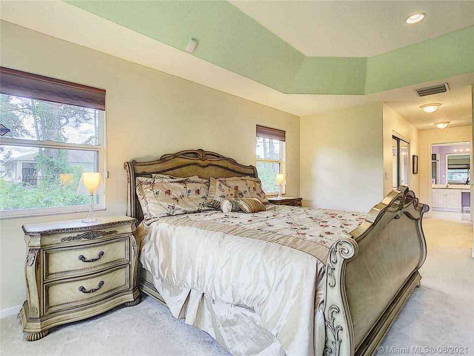 Vendido Recientemente: $425,000 (4 camas, 3 baños, 2769 Pies cuadrados)