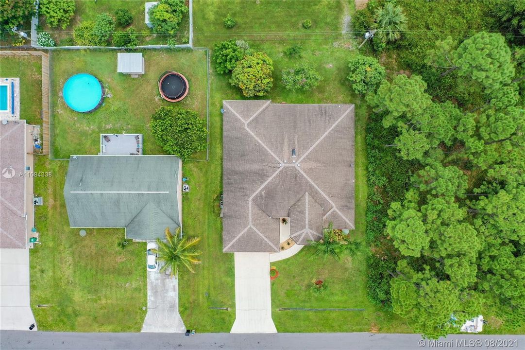 Vendido Recientemente: $425,000 (4 camas, 3 baños, 2769 Pies cuadrados)