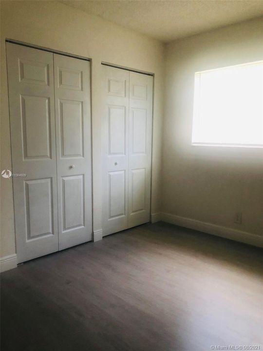 Recently Sold: $660,000 (0 beds, 0 baths, 3732 Square Feet)