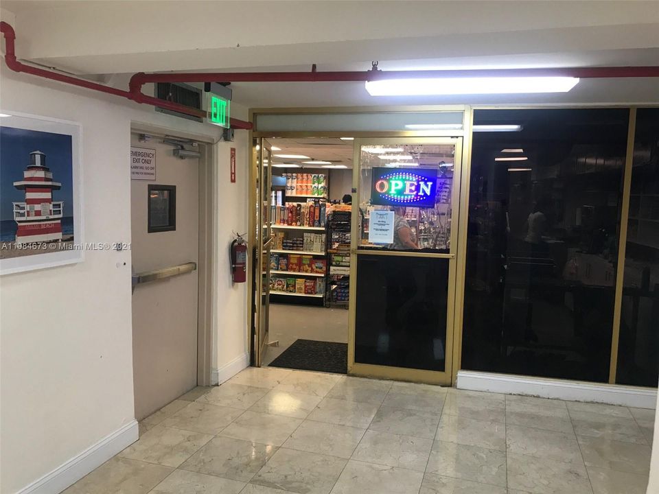 mini market convenience store