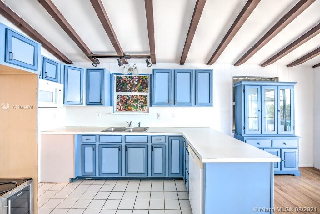 Recently Sold: $729,000 (2 beds, 2 baths, 0 Square Feet)