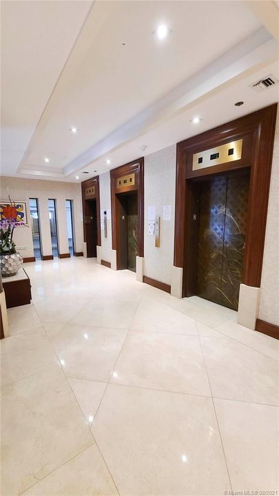 Lobby Elevators