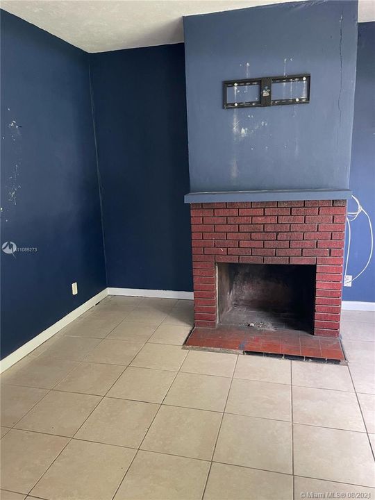 Vendido Recientemente: $149,900 (3 camas, 1 baños, 1382 Pies cuadrados)