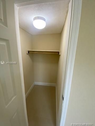 Recientemente alquilado: $1,000 (0 camas, 0 baños, 1296 Pies cuadrados)