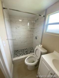 Recientemente alquilado: $1,000 (0 camas, 0 baños, 1296 Pies cuadrados)