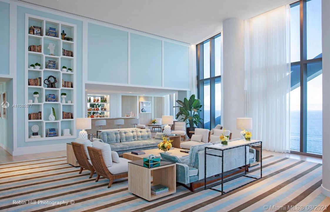 Recently Sold: $2,900,000 (2 beds, 2 baths, 1571 Square Feet)