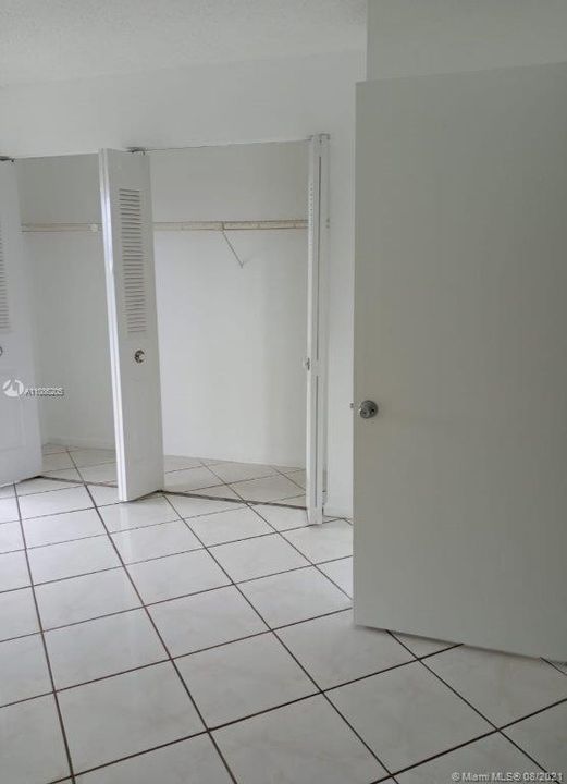 Recently Rented: $1,150 (1 beds, 1 baths, 495 Square Feet)