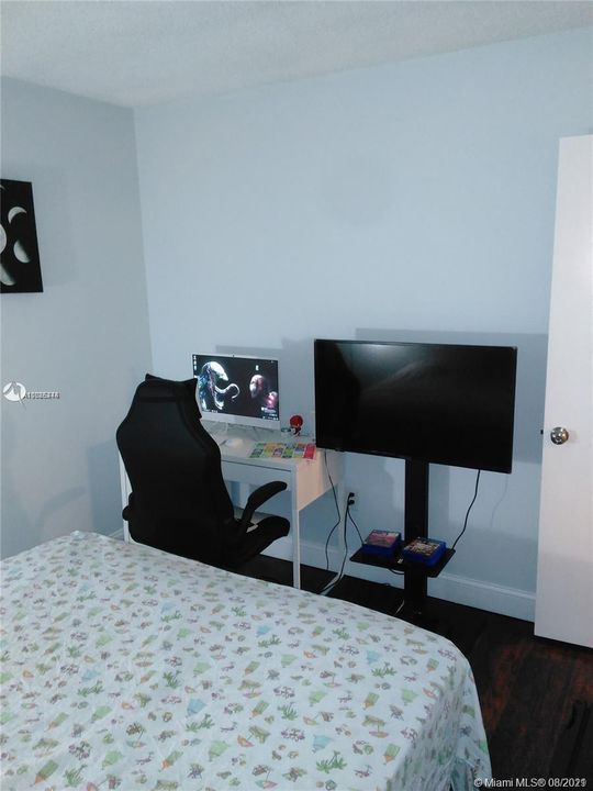Vendido Recientemente: $230,000 (3 camas, 2 baños, 1266 Pies cuadrados)