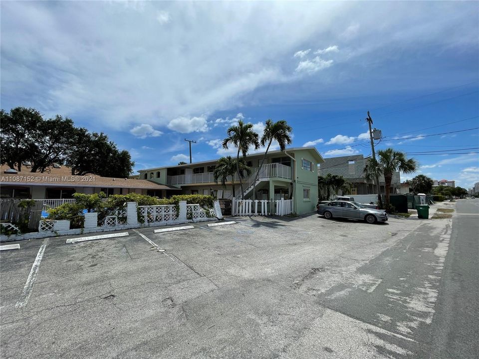 Recently Sold: $3,500,000 (0 beds, 0 baths, 0 Square Feet)