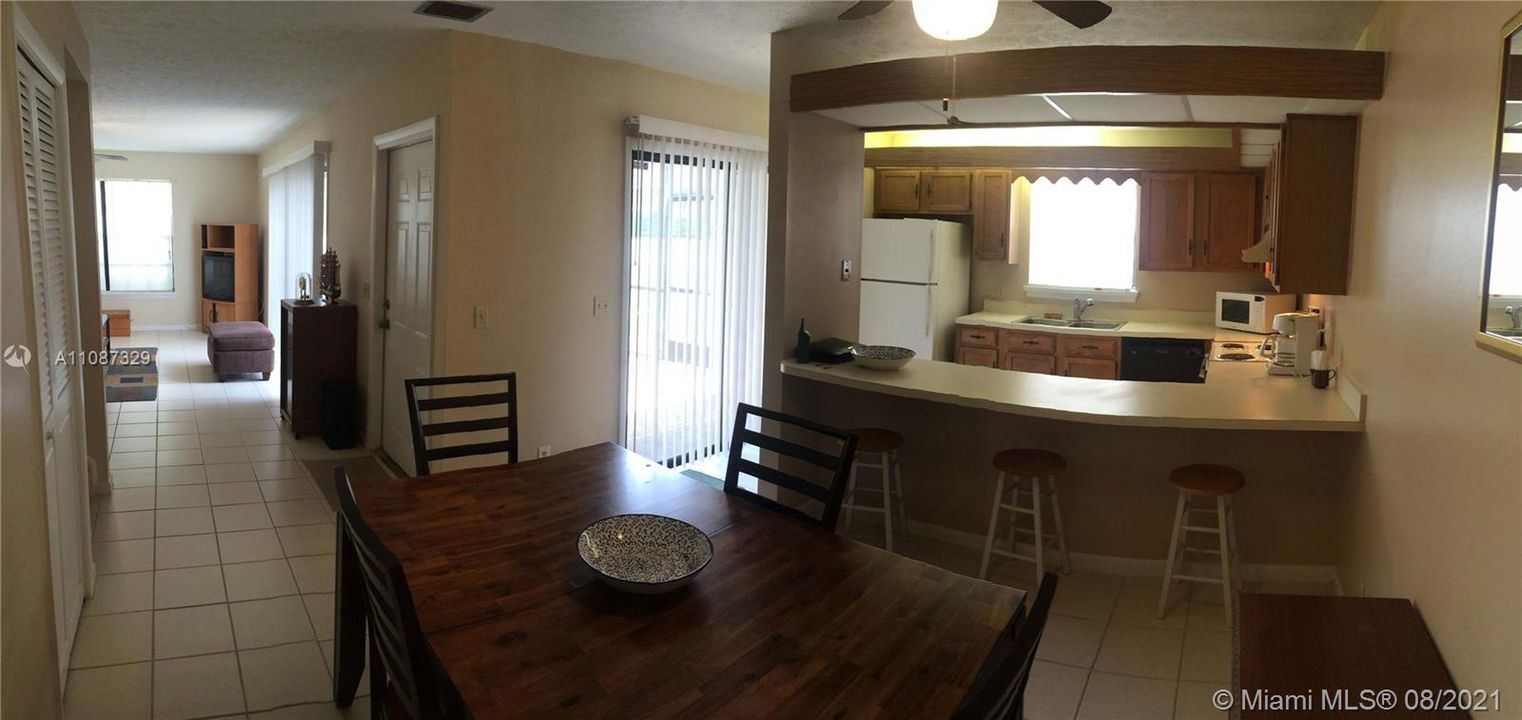 Recently Sold: $185,000 (2 beds, 2 baths, 1384 Square Feet)