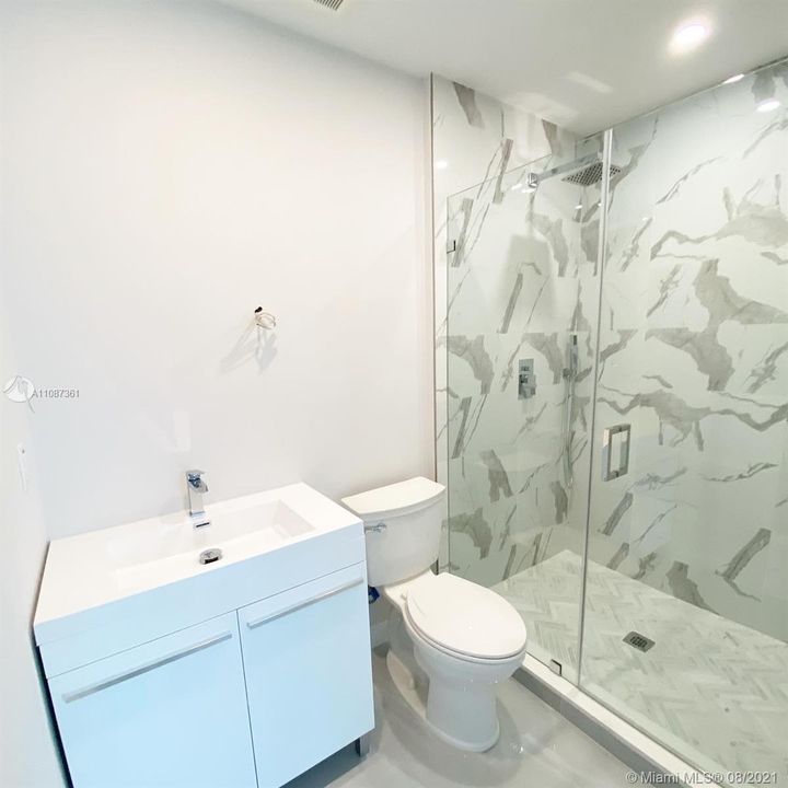 Recently Sold: $869,000 (3 beds, 3 baths, 0 Square Feet)