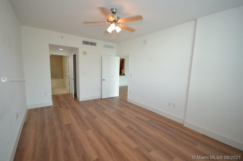 Recently Rented: $1,600 (1 beds, 1 baths, 835 Square Feet)